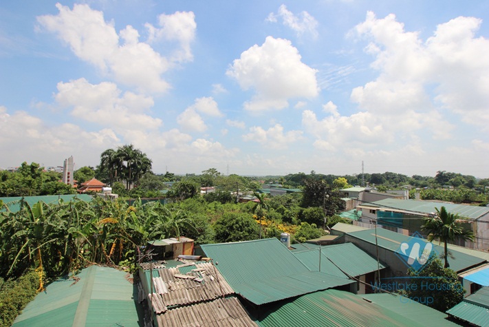 Nice view one bedroom apartment for rent on Au Co street, Tay Ho, Hanoi